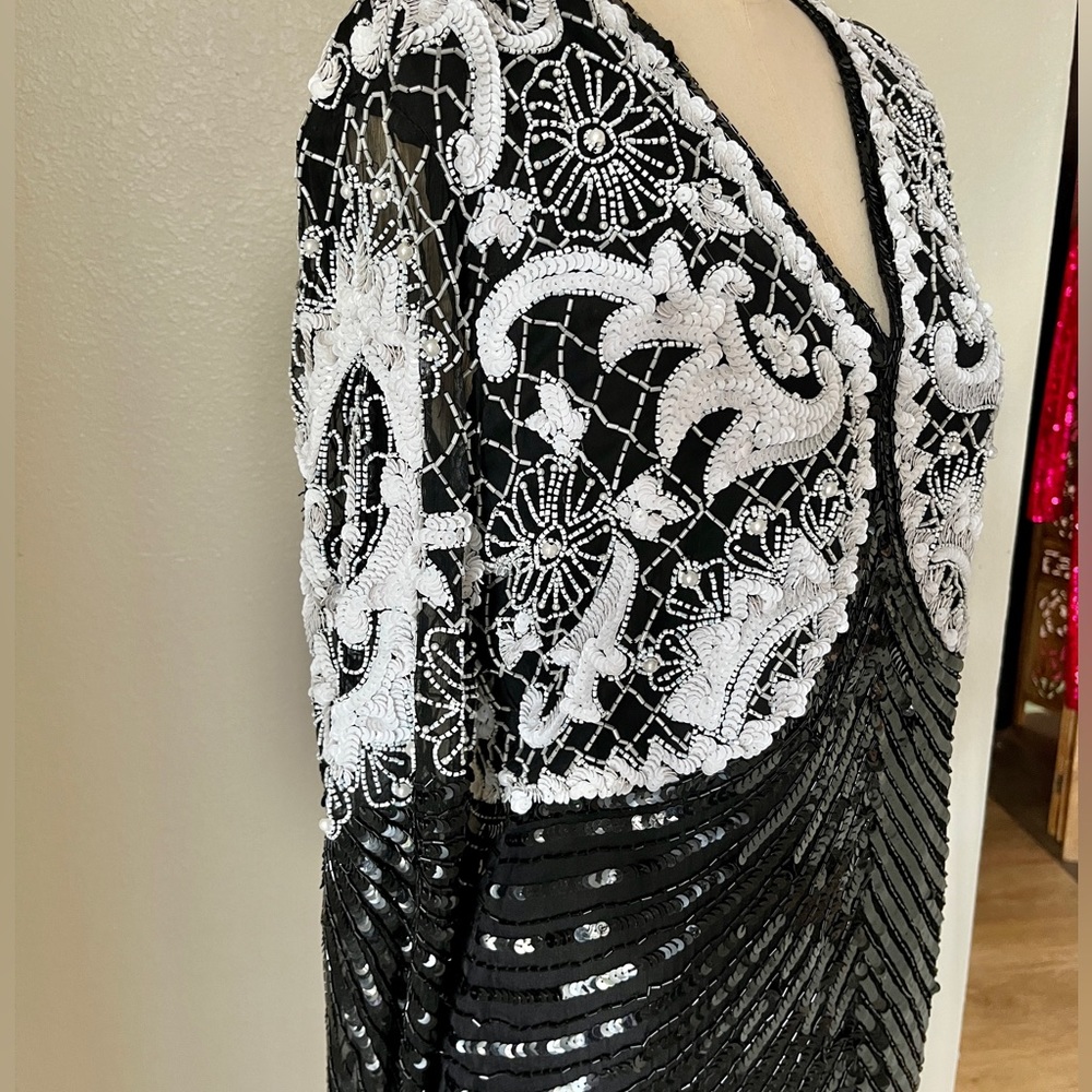 VINTAGE DRESS - Picture 2 of 12